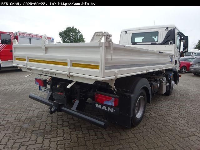 MAN TGL (TG3) 8.220 4x2 BB CH Dreiseitenkipper - Van jungkit: gambar 4 MAN TGL (TG3) 8.220 4x2 BB CH Dreiseitenkipper - Van jungkit: gambar 4