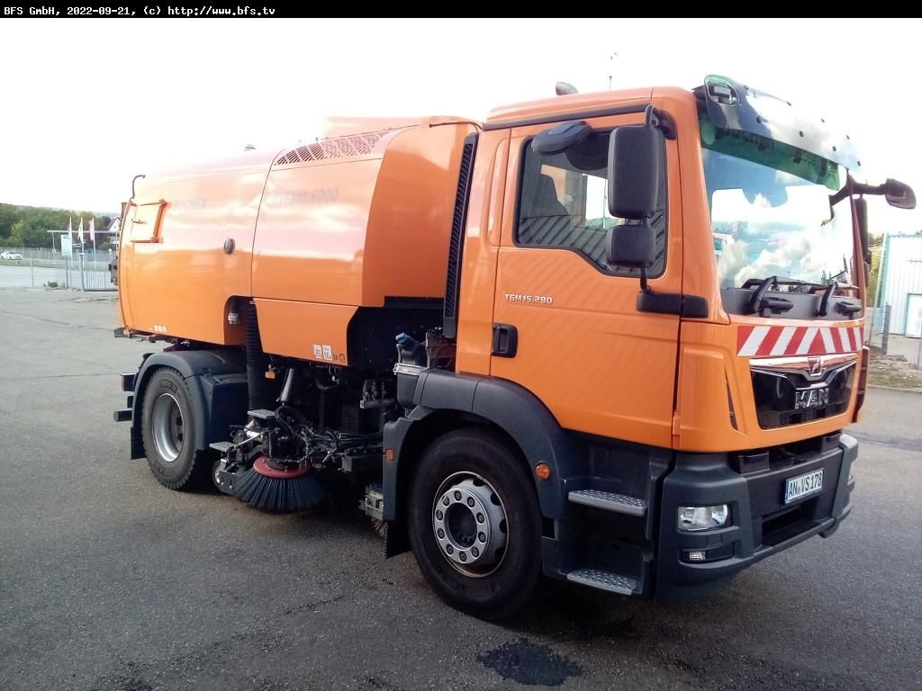 MAN TGM 15.290 4x2 BL CityFant 6000 SH Doppelseitige - Penyapu jalan: gambar 2 MAN TGM 15.290 4x2 BL CityFant 6000 SH Doppelseitige - Penyapu jalan: gambar 2