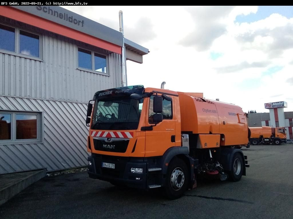MAN TGM 15.290 4x2 BL CityFant 6000 SH Doppelseitige - Penyapu jalan: gambar 1 MAN TGM 15.290 4x2 BL CityFant 6000 SH Doppelseitige - Penyapu jalan: gambar 1