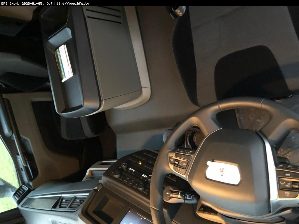 MAN TGM (TG3) 15.290 4x2 BL CH Plane, LBW - Truk dengan terpal samping: gambar 4 MAN TGM (TG3) 15.290 4x2 BL CH Plane, LBW - Truk dengan terpal samping: gambar 4