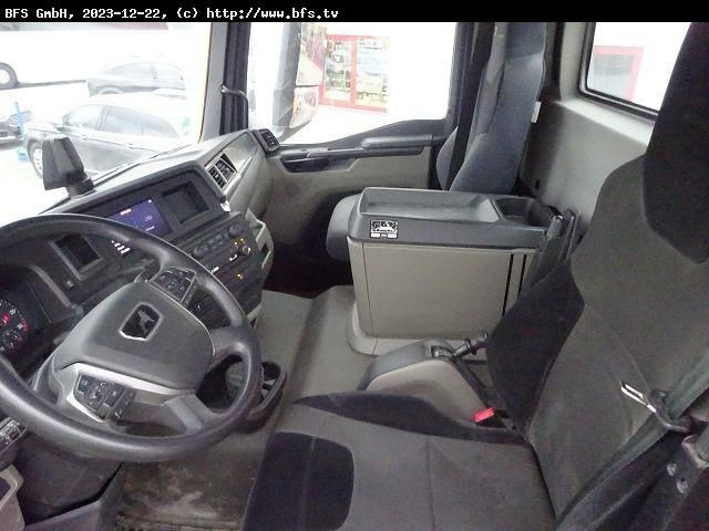 MAN TGM (TG3) 18.320 4x2 BL CH AK 12 MT ISAR - Truk jungkit: gambar 4 MAN TGM (TG3) 18.320 4x2 BL CH AK 12 MT ISAR - Truk jungkit: gambar 4