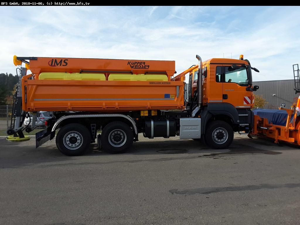 MAN TGS 28.500 6x4-4 BL 3-Seiten-Kipper, Bordmatik l - Truk jungkit: gambar 3 MAN TGS 28.500 6x4-4 BL 3-Seiten-Kipper, Bordmatik l - Truk jungkit: gambar 3