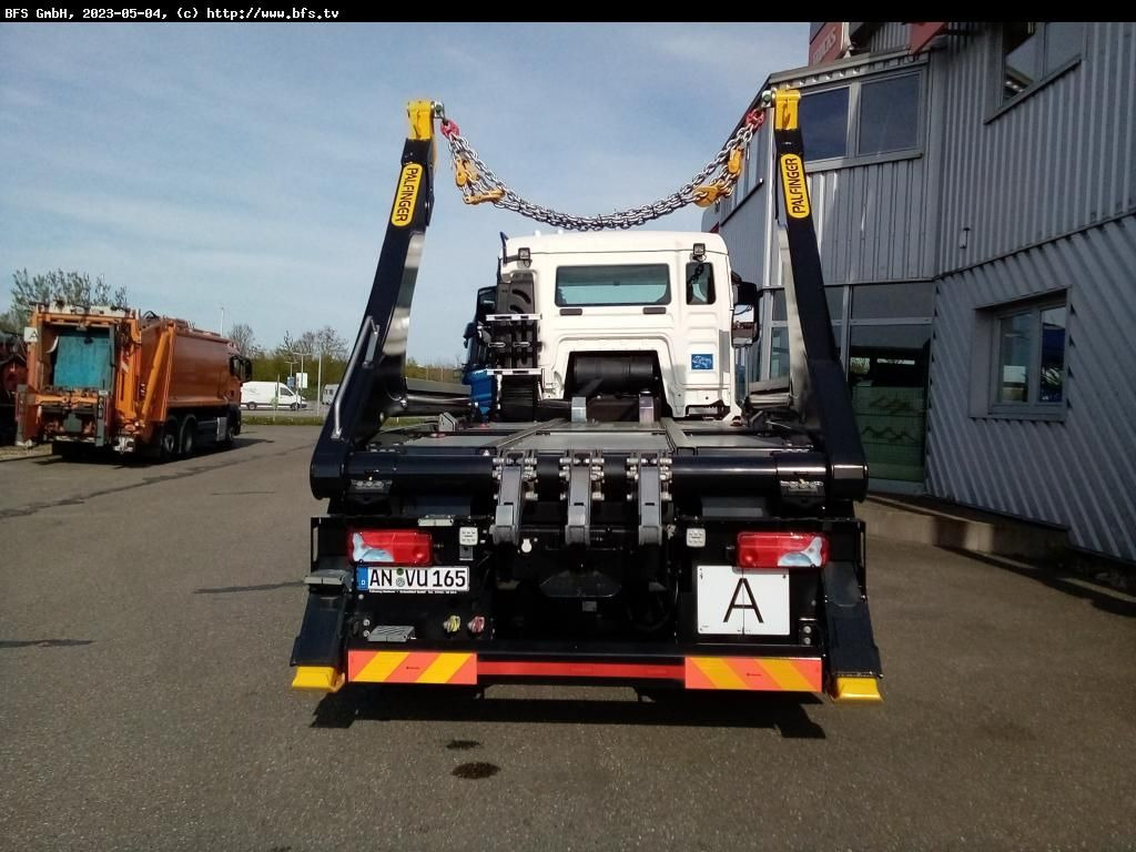 MAN TGS (TG3) 26.430 6x2-4 BL CH VL-Achser, Palfinge - Truk jungkit: gambar 2 MAN TGS (TG3) 26.430 6x2-4 BL CH VL-Achser, Palfinge - Truk jungkit: gambar 2