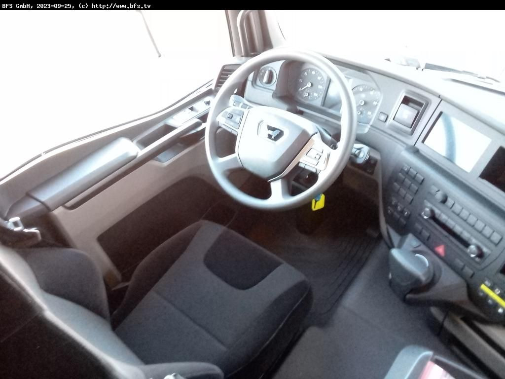 MAN TGS (TG3) 35.430 8x2-6 BL CH Plattform Aufbau mi - Mobil derek: gambar 4 MAN TGS (TG3) 35.430 8x2-6 BL CH Plattform Aufbau mi - Mobil derek: gambar 4