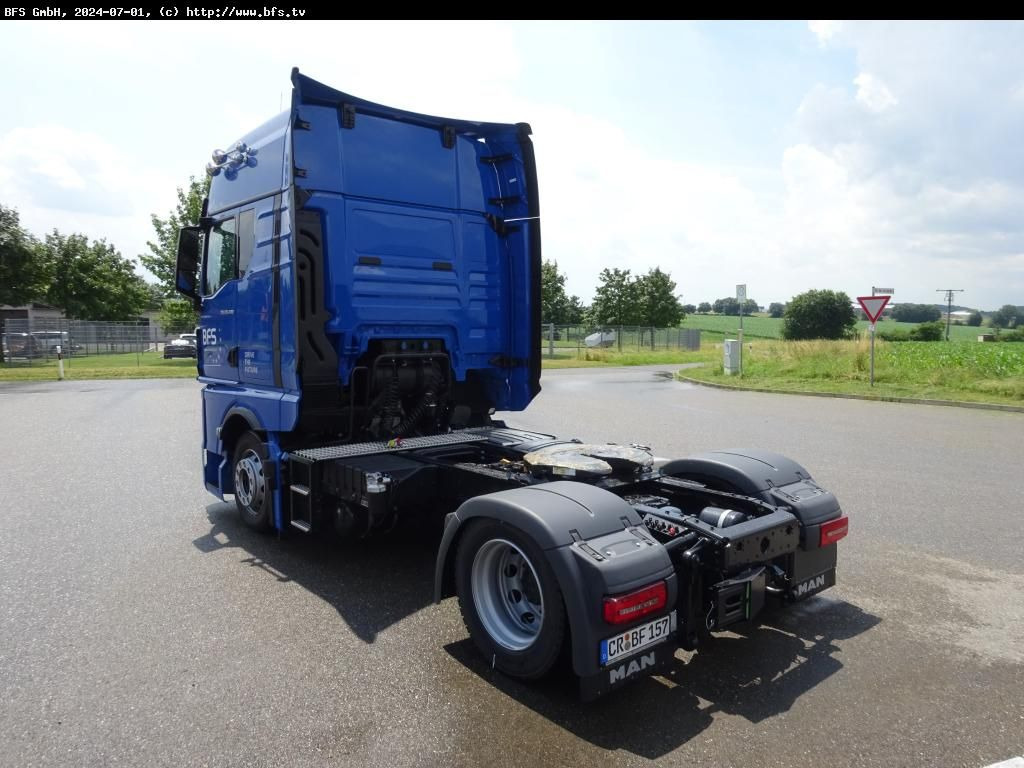 MAN TGX (TG3) 18.480 4x2 LL SA Mautklasse 2 Ultra MAN TGX (TG3) 18.480 4x2 LL SA Mautklasse 2 Ultra - Tractor head: gambar 3 MAN TGX (TG3) 18.480 4x2 LL SA Mautklasse 2 Ultra MAN TGX (TG3) 18.480 4x2 LL SA Mautklasse 2 Ultra - Tractor head: gambar 3