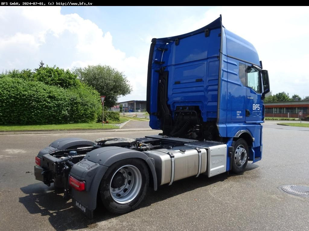 MAN TGX (TG3) 18.480 4x2 LL SA Mautklasse 2 Ultra MAN TGX (TG3) 18.480 4x2 LL SA Mautklasse 2 Ultra - Tractor head: gambar 2 MAN TGX (TG3) 18.480 4x2 LL SA Mautklasse 2 Ultra MAN TGX (TG3) 18.480 4x2 LL SA Mautklasse 2 Ultra - Tractor head: gambar 2
