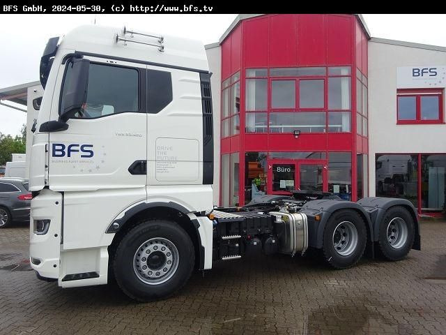 MAN TGX (TG3) 33.520 6x4 BL SA Kipphydraulik 6x4 - Tractor head: gambar 2 MAN TGX (TG3) 33.520 6x4 BL SA Kipphydraulik 6x4 - Tractor head: gambar 2