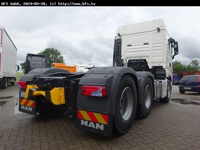 MAN TGX (TG3) 33.520 6x4 BL SA Kipphydraulik 6x4 - Tractor head: gambar 3 MAN TGX (TG3) 33.520 6x4 BL SA Kipphydraulik 6x4 - Tractor head: gambar 3