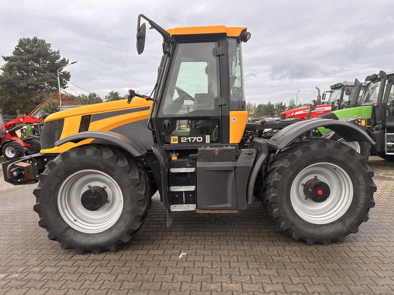 JCB 2170 4WS - Traktor: gambar 4 JCB 2170 4WS - Traktor: gambar 4