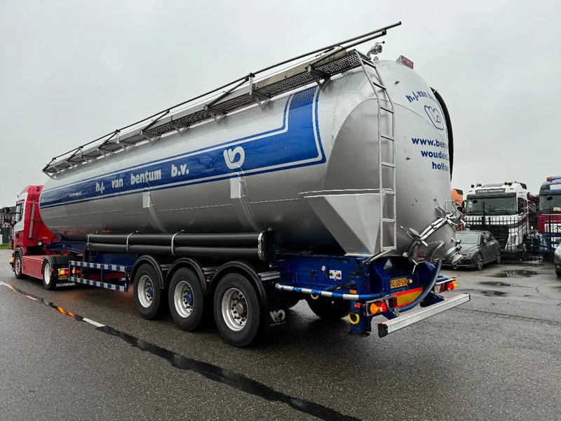 Atcomex 13 UNITS - 3 AXLE KIPPER BULK 1 COMP. 60.000 L TÜV TILL 07-2025 - Semi-trailer tangki: gambar 5 Atcomex 13 UNITS - 3 AXLE KIPPER BULK 1 COMP. 60.000 L TÜV TILL 07-2025 - Semi-trailer tangki: gambar 5