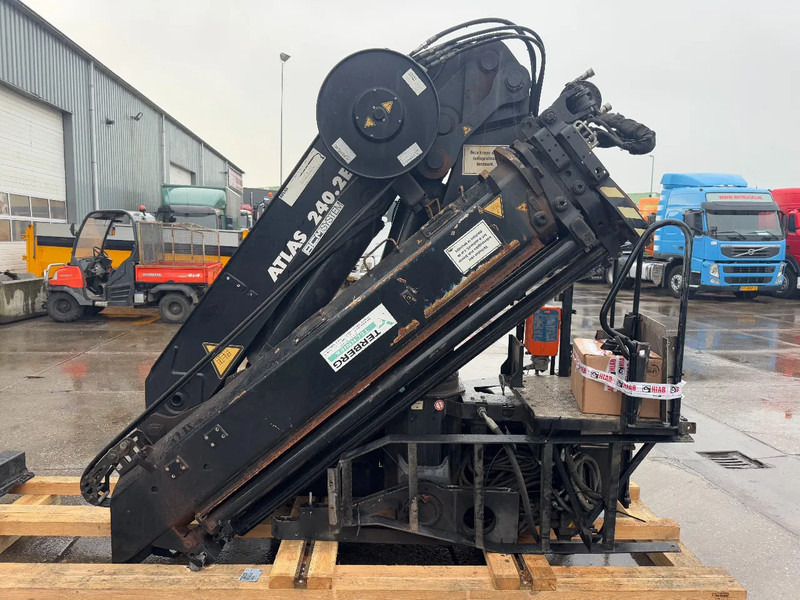 Atlas 240.2E-A3 + REMOTE CONTROL + 5E & 6E FUNCTIE 240.2E-A3 - Boom: gambar 1 Atlas 240.2E-A3 + REMOTE CONTROL + 5E & 6E FUNCTIE 240.2E-A3 - Boom: gambar 1