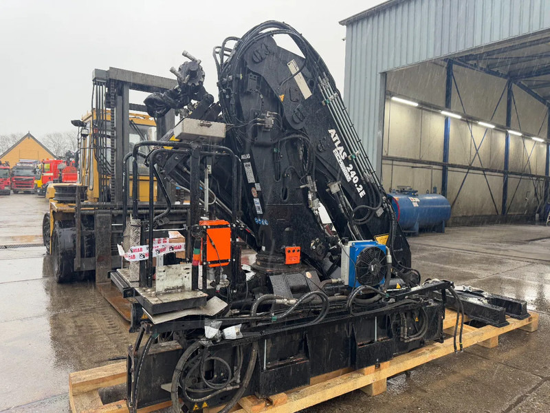 Atlas 240.2E-A3 + REMOTE CONTROL + 5E & 6E FUNCTIE 240.2E-A3 - Boom: gambar 4 Atlas 240.2E-A3 + REMOTE CONTROL + 5E & 6E FUNCTIE 240.2E-A3 - Boom: gambar 4