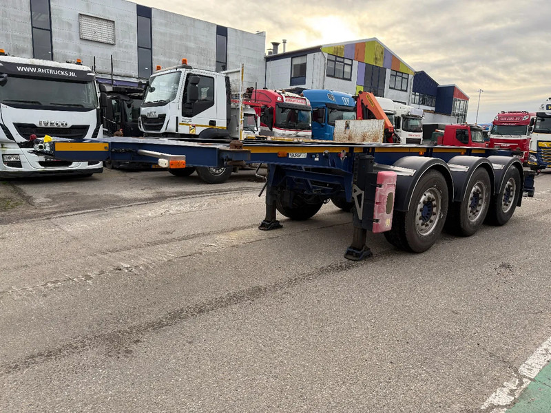 Burg BPO 12-27 CCXAX, TANK CHASSIS - Semi-trailer tangki: gambar 1 Burg BPO 12-27 CCXAX, TANK CHASSIS - Semi-trailer tangki: gambar 1