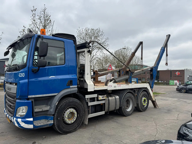 DAF CF 400 6X2 - EURO 6 + VDL P-18 + REMOTE + LIFT AXLE - Truk skip loader: gambar 1 DAF CF 400 6X2 - EURO 6 + VDL P-18 + REMOTE + LIFT AXLE - Truk skip loader: gambar 1