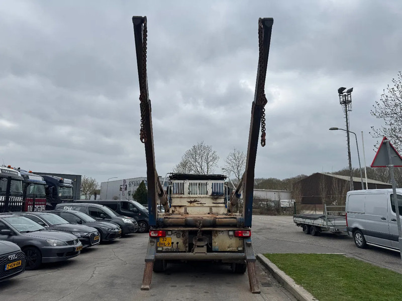 DAF CF 400 6X2 - EURO 6 + VDL P-18 + REMOTE + LIFT AXLE - Truk skip loader: gambar 5 DAF CF 400 6X2 - EURO 6 + VDL P-18 + REMOTE + LIFT AXLE - Truk skip loader: gambar 5