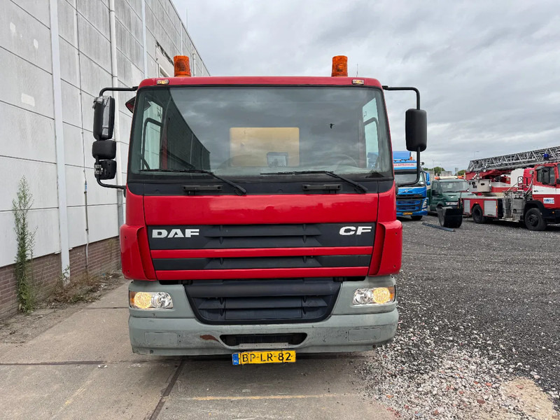 DAF CF 75.250 6X2 EURO 3 VACUUM CLEANER - Truk vakum: gambar 2 DAF CF 75.250 6X2 EURO 3 VACUUM CLEANER - Truk vakum: gambar 2
