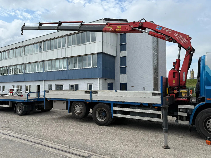 DAF CF 85.380 6X2 + FASSI F190A.24 + REMOTE + WINCH - Truk flatbed, Truk derek: gambar 4 DAF CF 85.380 6X2 + FASSI F190A.24 + REMOTE + WINCH - Truk flatbed, Truk derek: gambar 4