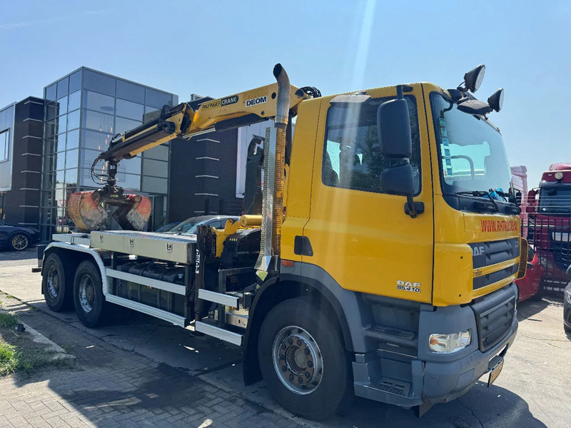 Truk derek DAF CF 85.410 6X4 - EURO 5 + PALFINGER PK15500 + REMOTE + PALFINGER HOOK: gambar 16 Truk derek DAF CF 85.410 6X4 - EURO 5 + PALFINGER PK15500 + REMOTE + PALFINGER HOOK: gambar 16