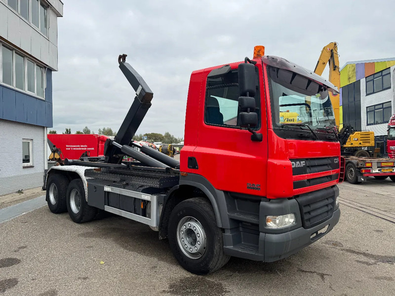 DAF CF 85.430 6X4 EURO 3 FULL STEEL VDL 25 TON - Hook lift: gambar 5 DAF CF 85.430 6X4 EURO 3 FULL STEEL VDL 25 TON - Hook lift: gambar 5