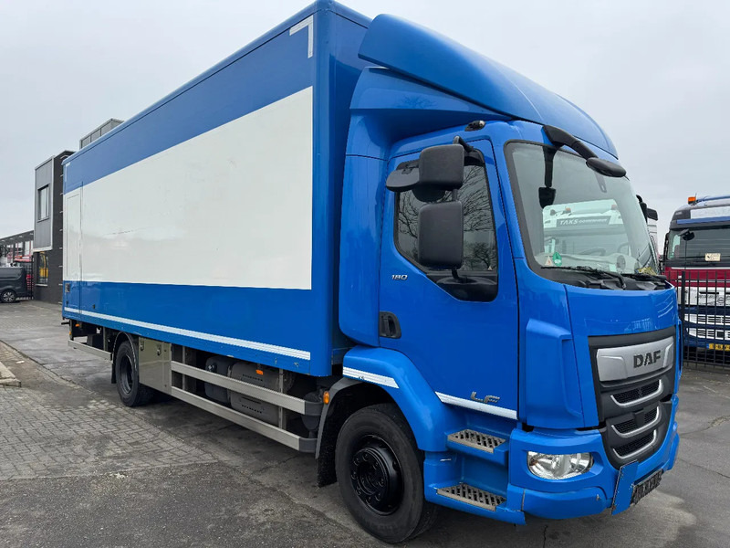 DAF LF 180 4X2 - EURO 6 + DHOLLANDIA LIFT - Truk box: gambar 3 DAF LF 180 4X2 - EURO 6 + DHOLLANDIA LIFT - Truk box: gambar 3