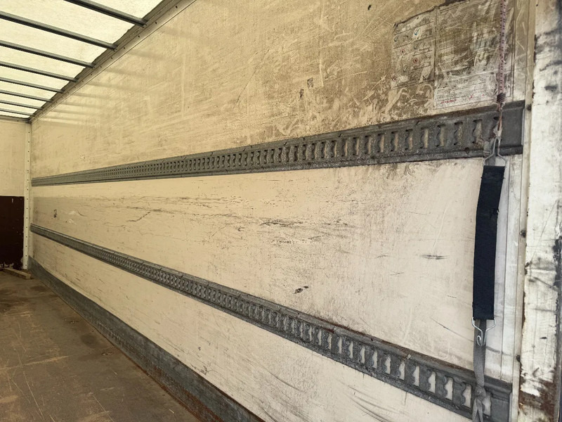 Truk box DAF LF 320 4X2 EURO 6 DHOLLANDIA LIFT BOX: gambar 12 Truk box DAF LF 320 4X2 EURO 6 DHOLLANDIA LIFT BOX: gambar 12