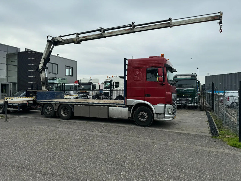 DAF XF 510 6X2 EURO 6 + HIAB 166 HI PRO + REMOTE CONTROL - Truk flatbed, Truk derek: gambar 3 DAF XF 510 6X2 EURO 6 + HIAB 166 HI PRO + REMOTE CONTROL - Truk flatbed, Truk derek: gambar 3
