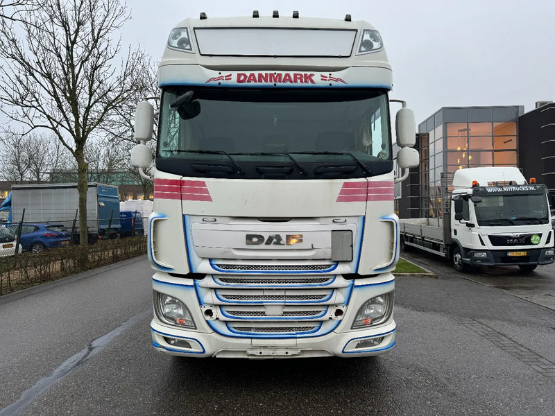 DAF XF 510 6X2 + KELBERG HANGER EURO 6 ZEPRO + REMOTE RETARDER - Truk box: gambar 2 DAF XF 510 6X2 + KELBERG HANGER EURO 6 ZEPRO + REMOTE RETARDER - Truk box: gambar 2