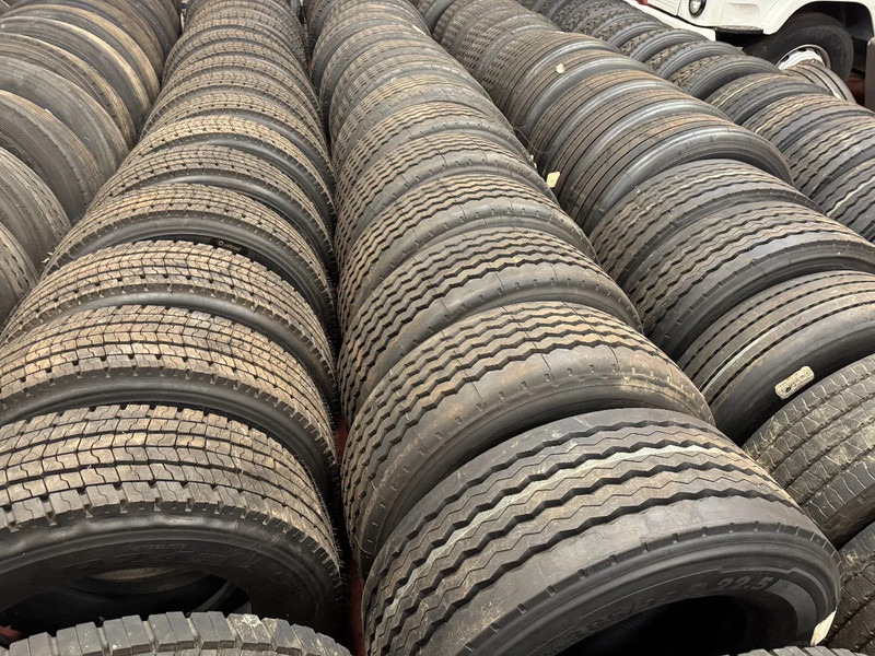 Diversen COVERBANDEN *315/60R22.5 / 385/55R22.5 / 385/65R22.5 TYRES - Ban untuk Truk: gambar 3 Diversen COVERBANDEN *315/60R22.5 / 385/55R22.5 / 385/65R22.5 TYRES - Ban untuk Truk: gambar 3