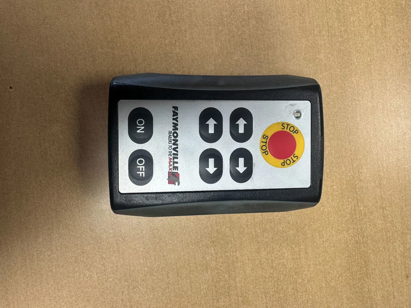 Faymonville STBZ-6VA ,3 METER EXTENDABLE, REMOTE CONTROLE,SAF AXELS - Semi-trailer low bed: gambar 5 Faymonville STBZ-6VA ,3 METER EXTENDABLE, REMOTE CONTROLE,SAF AXELS - Semi-trailer low bed: gambar 5