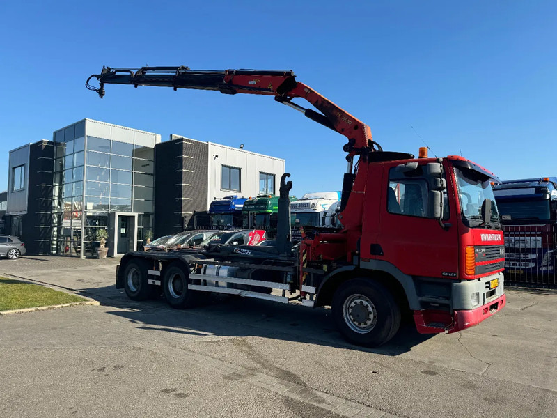 Ginaf M 3232 S 6X2 - EURO 2 + PALFINGER PK19000 + REMOTE + PALIFT HOOK - Hook lift, Truk derek: gambar 4 Ginaf M 3232 S 6X2 - EURO 2 + PALFINGER PK19000 + REMOTE + PALIFT HOOK - Hook lift, Truk derek: gambar 4