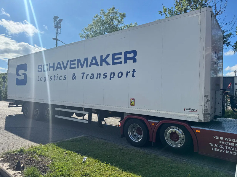 Hertoghs O3 3X SAF AXLE DISK BRAKES TÜV TILL 01-2026 - Semi-trailer kotak tertutup: gambar 5 Hertoghs O3 3X SAF AXLE DISK BRAKES TÜV TILL 01-2026 - Semi-trailer kotak tertutup: gambar 5