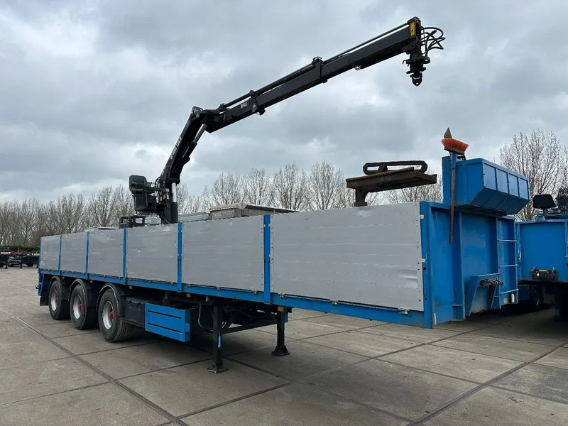 Kwb HIAB 130R-206-2006 - Semi-trailer flatbed: gambar 3 Kwb HIAB 130R-206-2006 - Semi-trailer flatbed: gambar 3