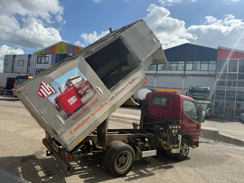 Mitsubishi Canter FE534 + AIRCONDITIONG! - Truk sampah: gambar 4 Mitsubishi Canter FE534 + AIRCONDITIONG! - Truk sampah: gambar 4