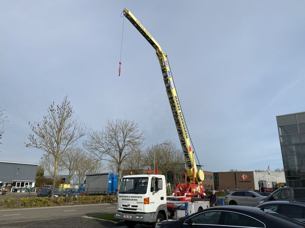 Nissan ATLEON 140 + KLAAS ALU-KRAN 28 METER MET REMOTE - Truk derek: gambar 4 Nissan ATLEON 140 + KLAAS ALU-KRAN 28 METER MET REMOTE - Truk derek: gambar 4