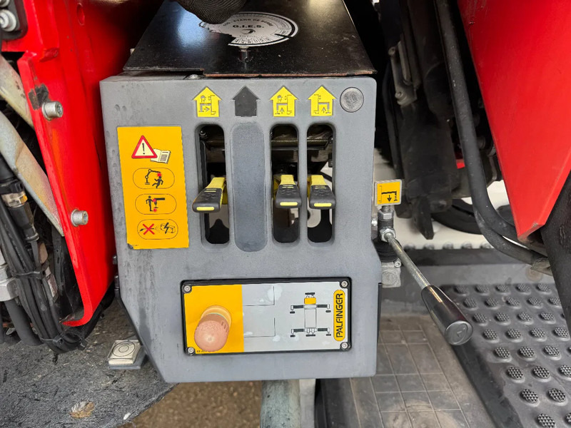 Renault C460 6X2 EURO 6 PALFINGER PK33002 + REMOTE CONTROL ENIGINE RUNNING - Truk flatbed, Truk derek: gambar 5 Renault C460 6X2 EURO 6 PALFINGER PK33002 + REMOTE CONTROL ENIGINE RUNNING - Truk flatbed, Truk derek: gambar 5