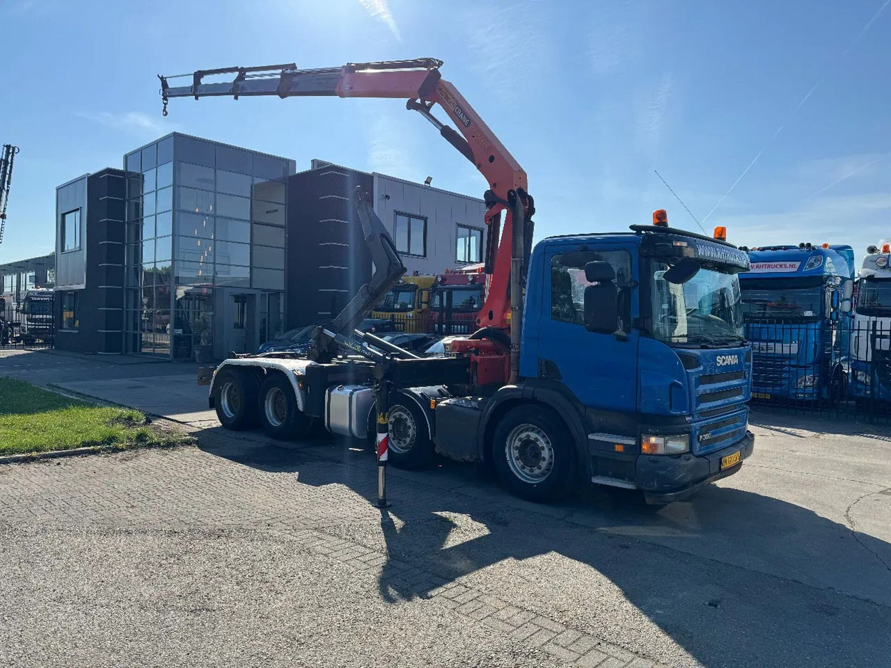 Scania P380 8X4 PALFINGER HOOK + PALFINGER PK16502 + RE - Hook lift, Truk derek: gambar 2 Scania P380 8X4 PALFINGER HOOK + PALFINGER PK16502 + RE - Hook lift, Truk derek: gambar 2