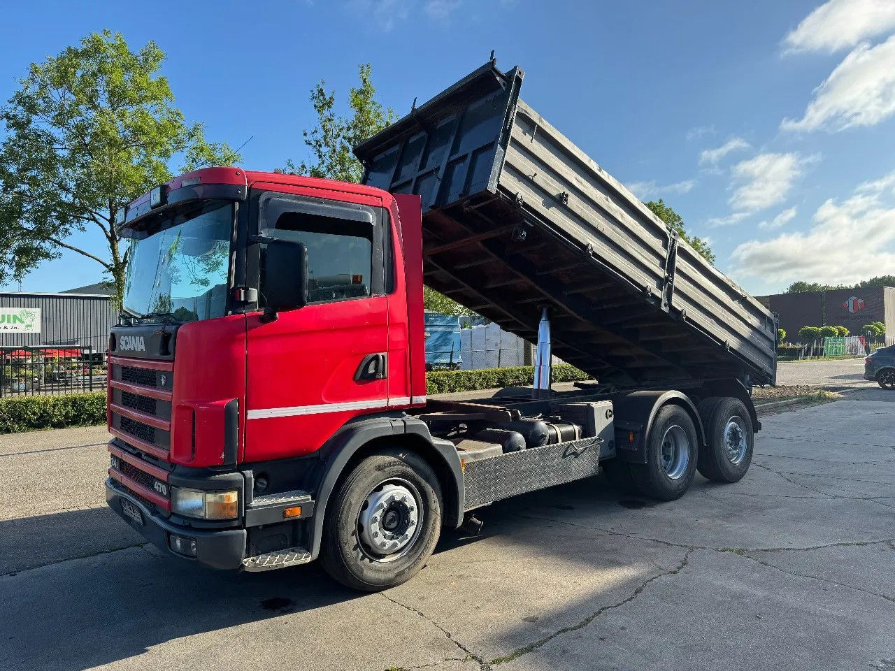 Scania R124-470 6X2 KIPPER EURO 3 - Truk jungkit: gambar 1 Scania R124-470 6X2 KIPPER EURO 3 - Truk jungkit: gambar 1