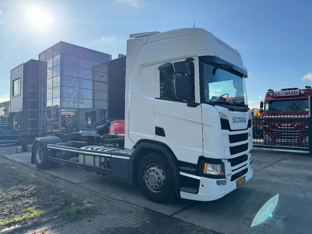 Scania R410 EURO 6 NGS BDF CHASSIS - Pengangkut kontainer/ Container truck: gambar 3 Scania R410 EURO 6 NGS BDF CHASSIS - Pengangkut kontainer/ Container truck: gambar 3