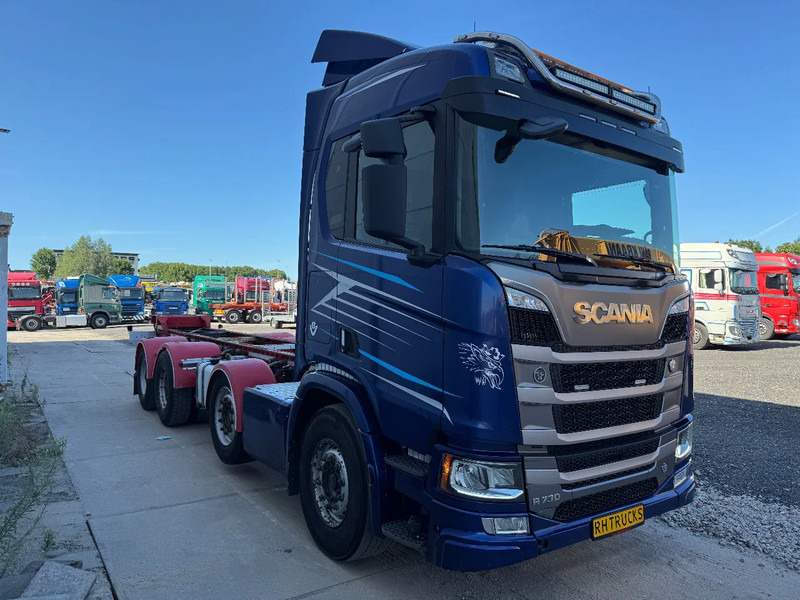 Scania R730 V8 8X4 EURO 6 HUB REDUCTION RETARDER - Truk sasis: gambar 3 Scania R730 V8 8X4 EURO 6 HUB REDUCTION RETARDER - Truk sasis: gambar 3