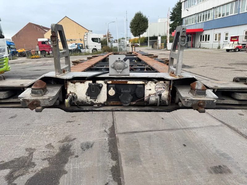 Schmitz Cargobull GOTHA SCF 24 SAF AXLE DISC BRAKES EXTENDABLE - Semi-trailer pengangkut mobil: gambar 2 Schmitz Cargobull GOTHA SCF 24 SAF AXLE DISC BRAKES EXTENDABLE - Semi-trailer pengangkut mobil: gambar 2