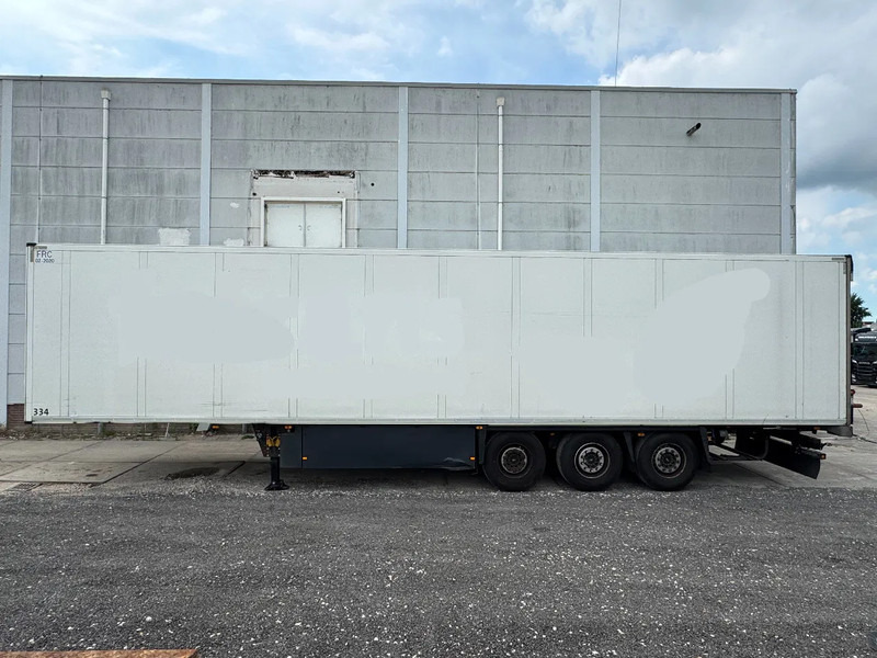 Schmitz Cargobull SCB*S3B THERMO KING SLX300E 3 AXLE - Semi-trailer berpendingin: gambar 2 Schmitz Cargobull SCB*S3B THERMO KING SLX300E 3 AXLE - Semi-trailer berpendingin: gambar 2
