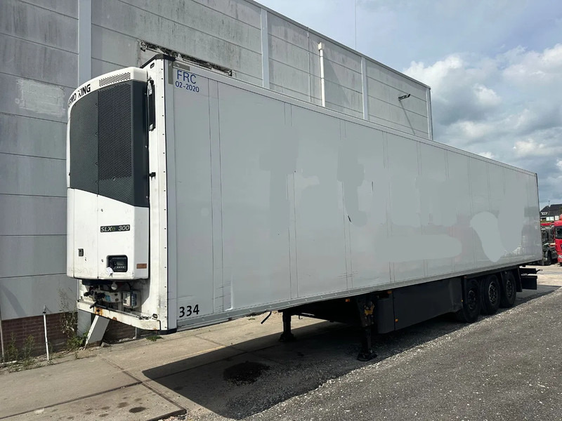 Schmitz Cargobull SCB*S3B THERMO KING SLX300E 3 AXLE - Semi-trailer berpendingin: gambar 1 Schmitz Cargobull SCB*S3B THERMO KING SLX300E 3 AXLE - Semi-trailer berpendingin: gambar 1