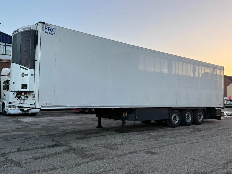 Schmitz Cargobull SKO THERMO KING SLX300 DISC BRAKES DOPPELSTOCK - Semi-trailer berpendingin: gambar 1 Schmitz Cargobull SKO THERMO KING SLX300 DISC BRAKES DOPPELSTOCK - Semi-trailer berpendingin: gambar 1