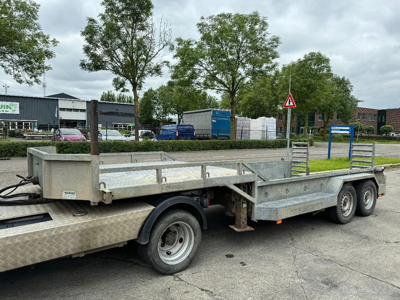 Veldhuizen DO P29-2 5.2 TON 3.4 METER - Semi-trailer: gambar 1 Veldhuizen DO P29-2 5.2 TON 3.4 METER - Semi-trailer: gambar 1