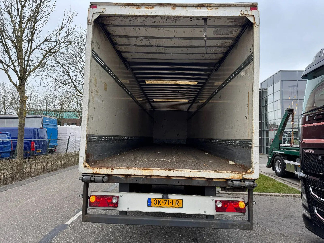 System Trailer TRAILERS PRSH18 - 2 AXLE BPW - Semi-trailer kotak tertutup: gambar 3 System Trailer TRAILERS PRSH18 - 2 AXLE BPW - Semi-trailer kotak tertutup: gambar 3
