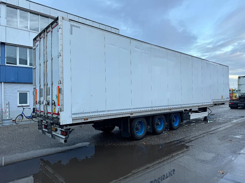 Talson F1227 CT-03 ROLLENBAAN 3X BPW AXLE DAMAGED - Semi-trailer kotak tertutup: gambar 3 Talson F1227 CT-03 ROLLENBAAN 3X BPW AXLE DAMAGED - Semi-trailer kotak tertutup: gambar 3