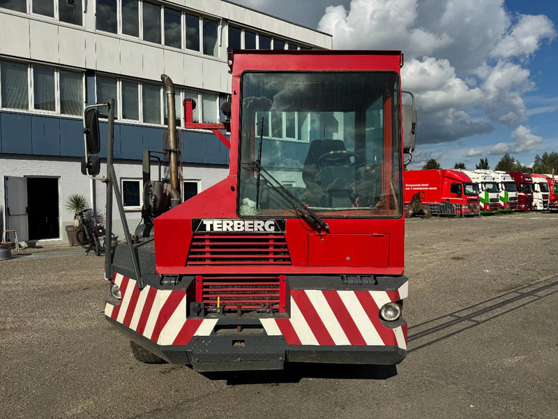 Terberg TT17 TT17 HUB REDUCTION - Traktor terminal: gambar 2 Terberg TT17 TT17 HUB REDUCTION - Traktor terminal: gambar 2