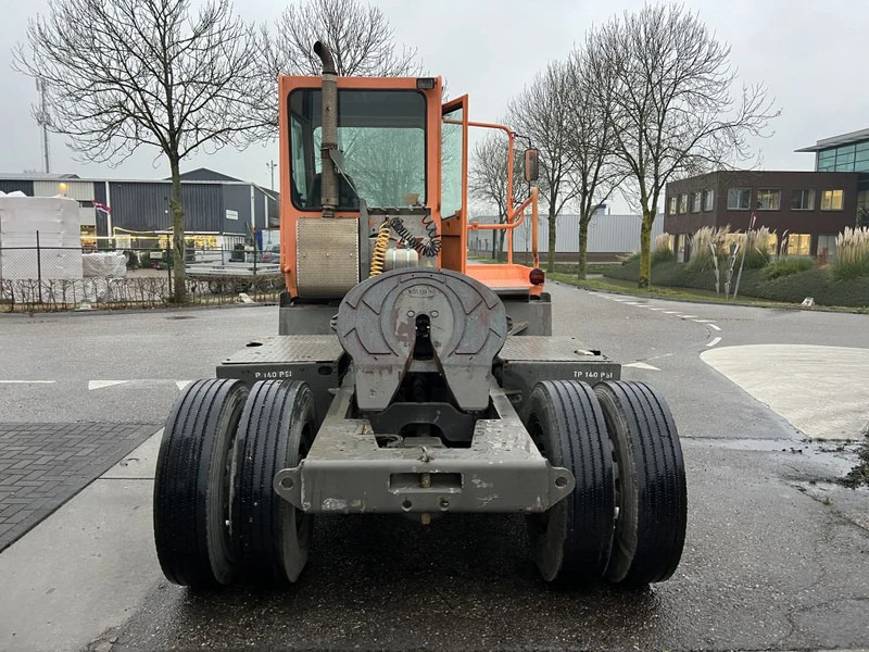 Terberg YT 222 YT222 - Traktor terminal: gambar 5 Terberg YT 222 YT222 - Traktor terminal: gambar 5
