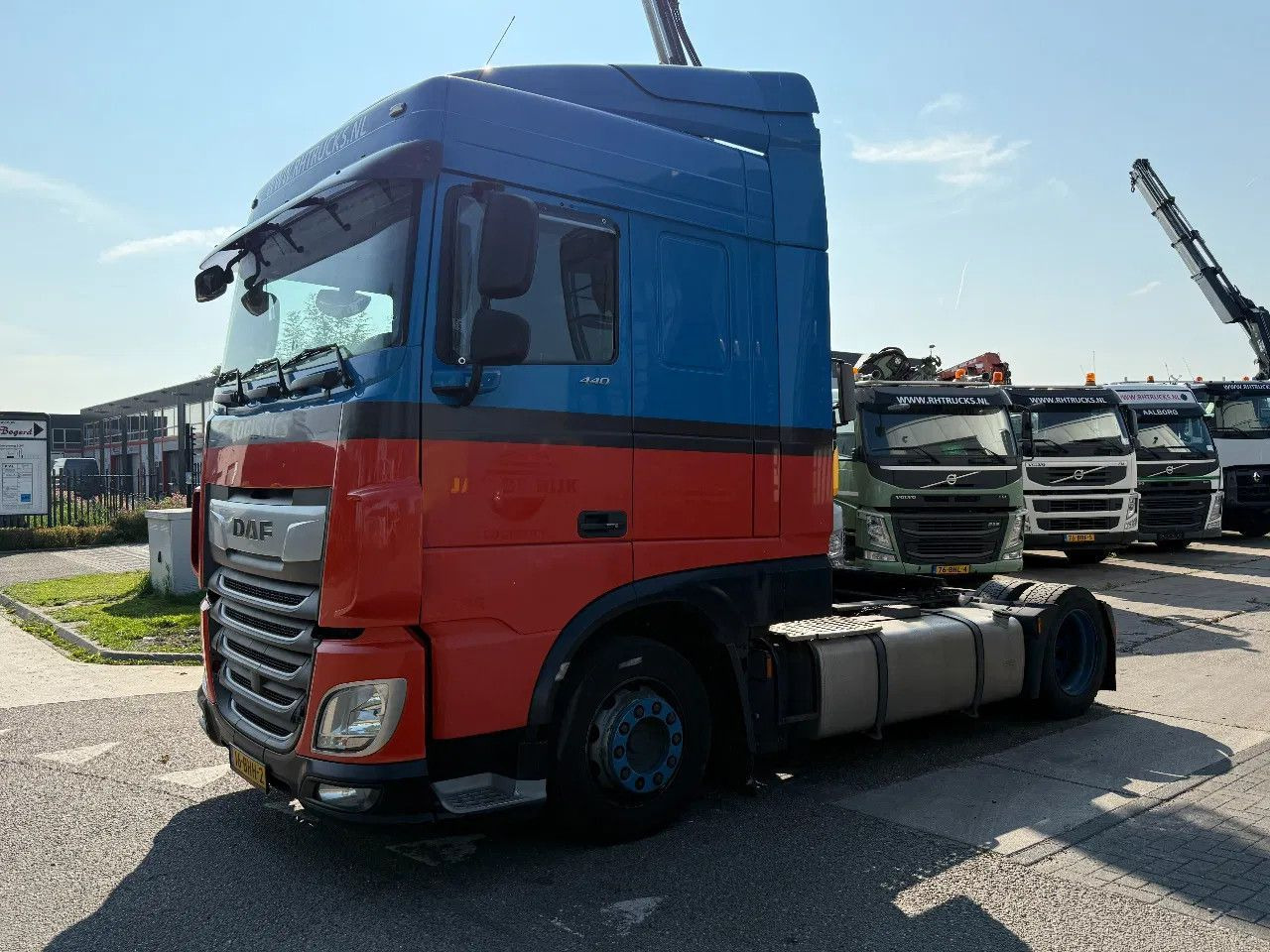 DAF XF 440 4X2 ENGINE RUNNING BUT TICKING! - Tractor head: gambar 2 DAF XF 440 4X2 ENGINE RUNNING BUT TICKING! - Tractor head: gambar 2