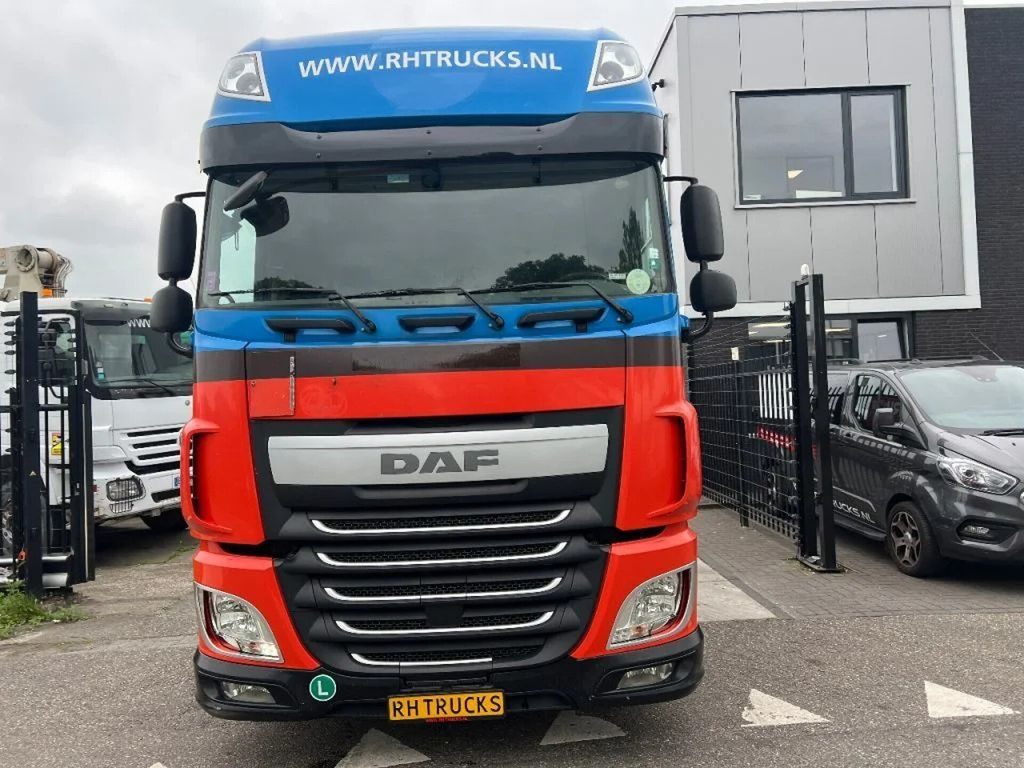 DAF XF 440 4X2 - EURO 6 - MEGA - Tractor head: gambar 2 DAF XF 440 4X2 - EURO 6 - MEGA - Tractor head: gambar 2